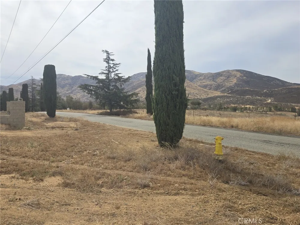 43330 LONGHORN ROAD Banning, CA 92220