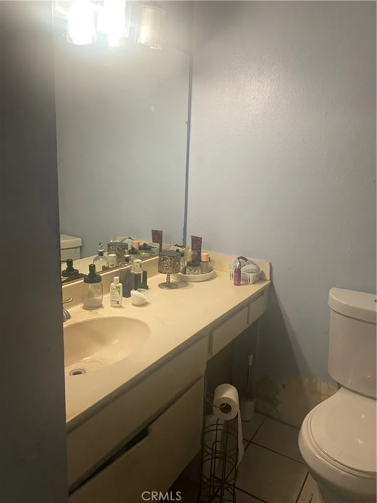16329 Elaine Drive Fontana, CA 92336