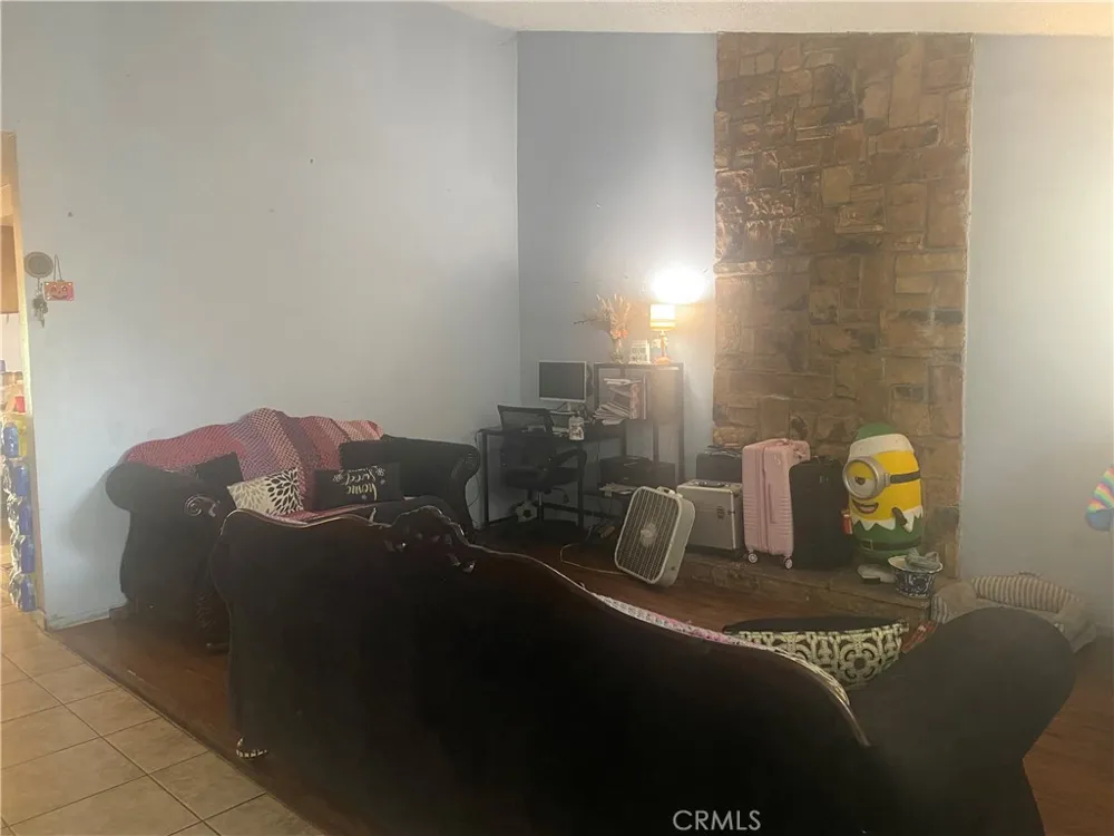 16329 Elaine Drive Fontana, CA 92336