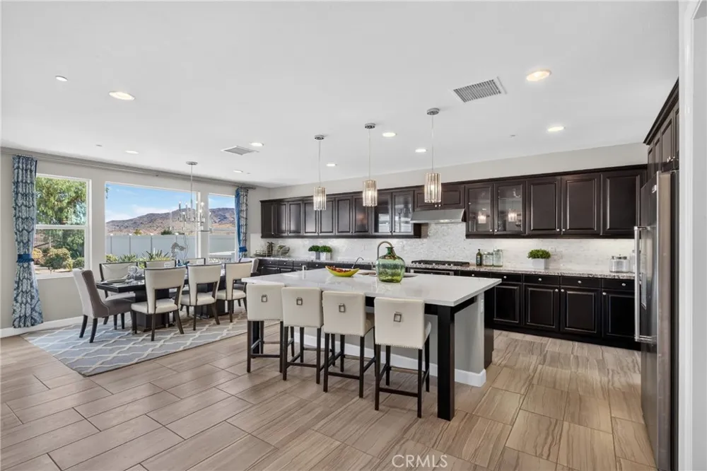 11508 Kingbird Drive Corona, CA 92883