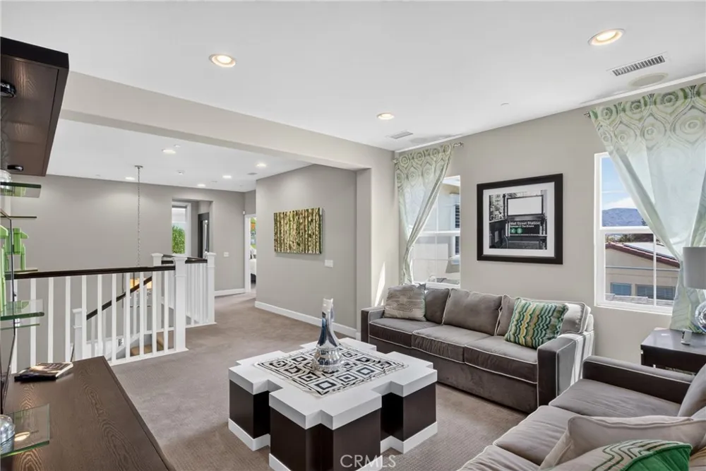 11508 Kingbird Drive Corona, CA 92883