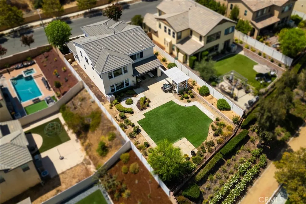 11508 Kingbird Drive Corona, CA 92883
