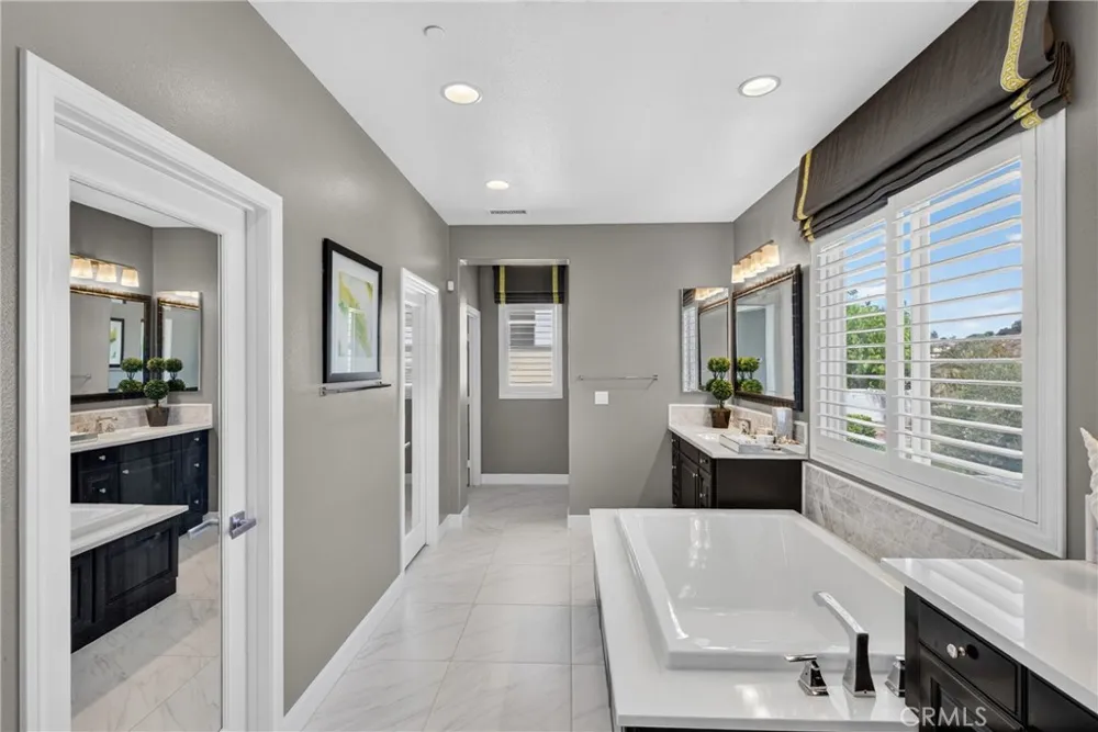 11508 Kingbird Drive Corona, CA 92883