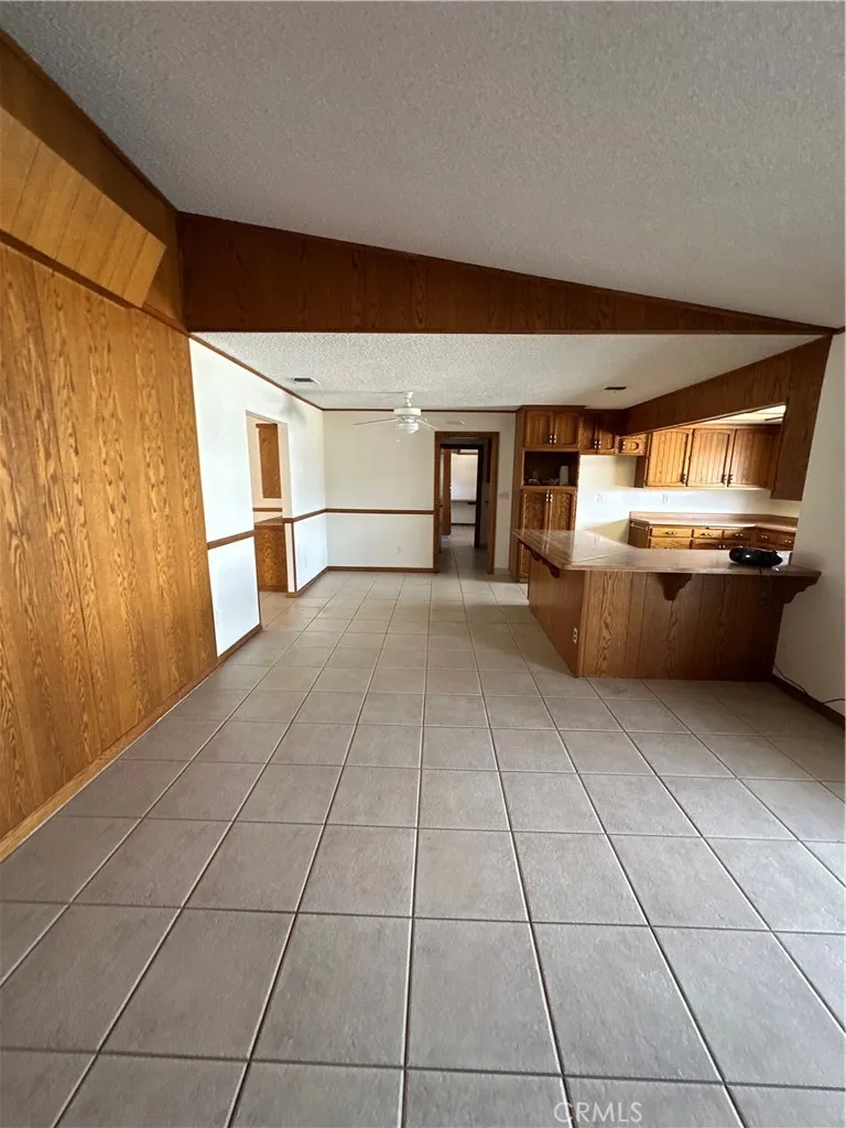 7515 Peach Hesperia, CA 92345