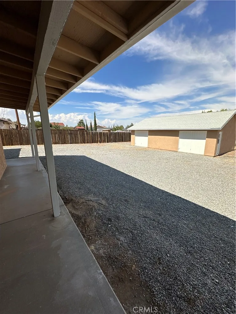 7515 Peach Hesperia, CA 92345