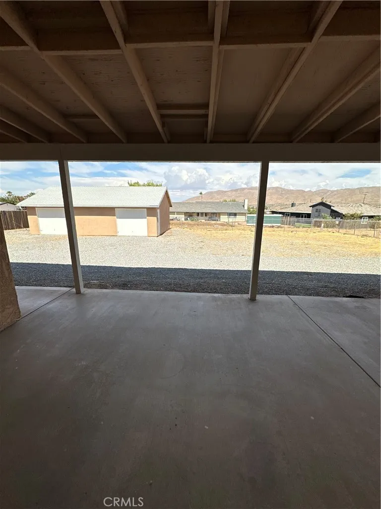 7515 Peach Hesperia, CA 92345