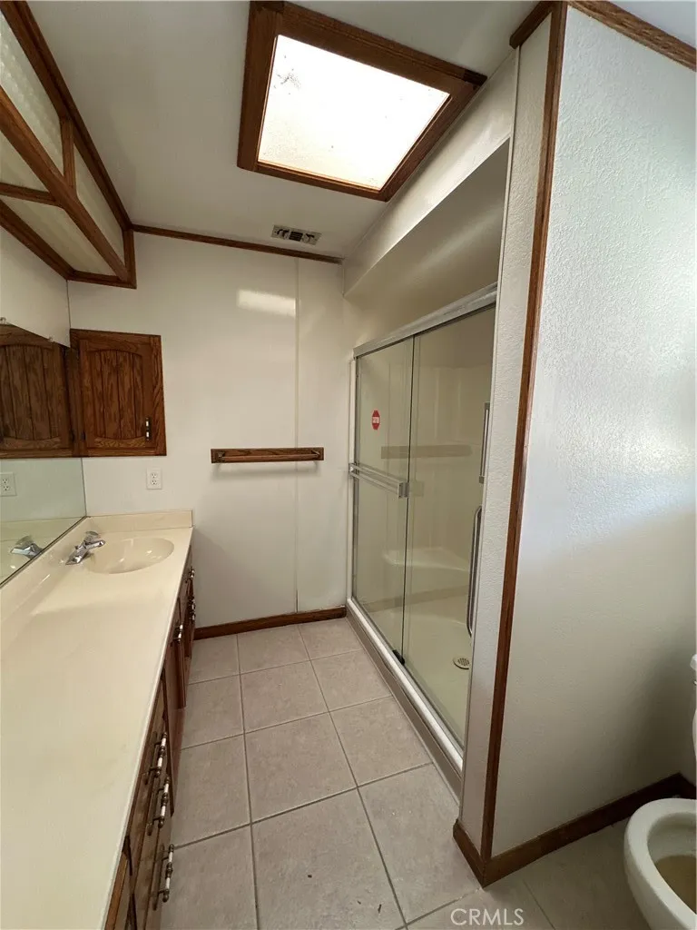 7515 Peach Hesperia, CA 92345