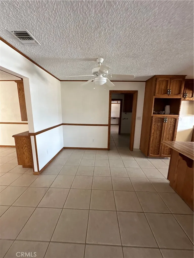 7515 Peach Hesperia, CA 92345