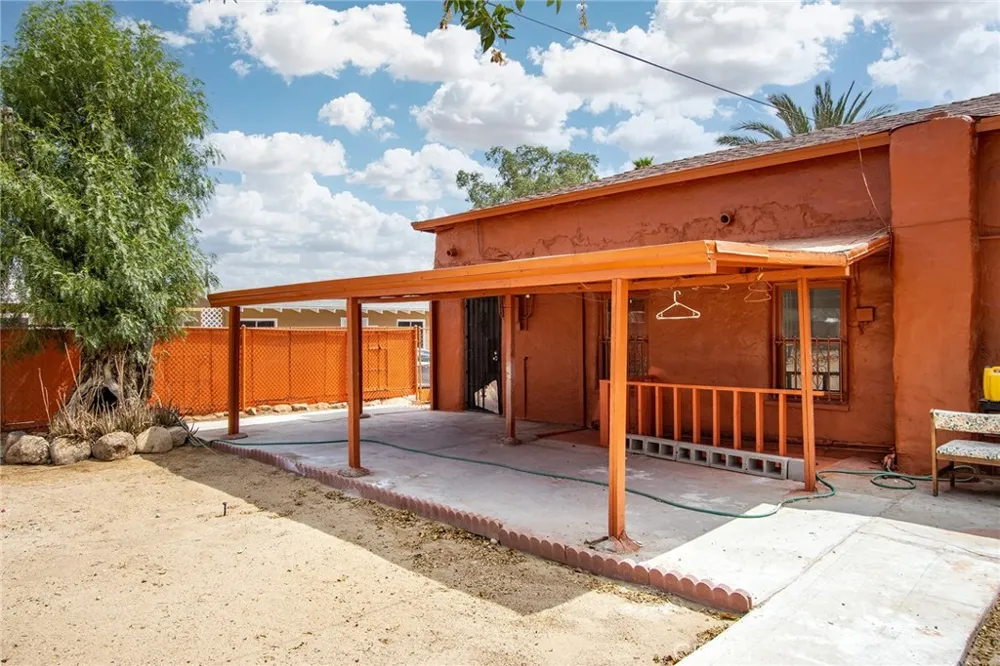 6582 Manzanita Avenue 29 Palms, CA 92277