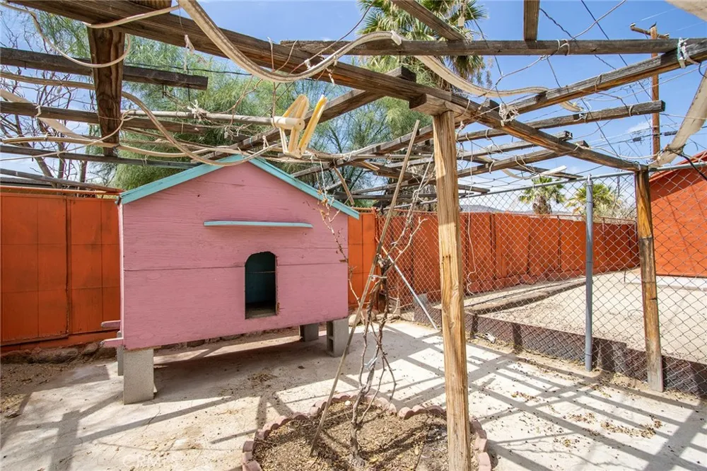 6582 Manzanita Avenue 29 Palms, CA 92277
