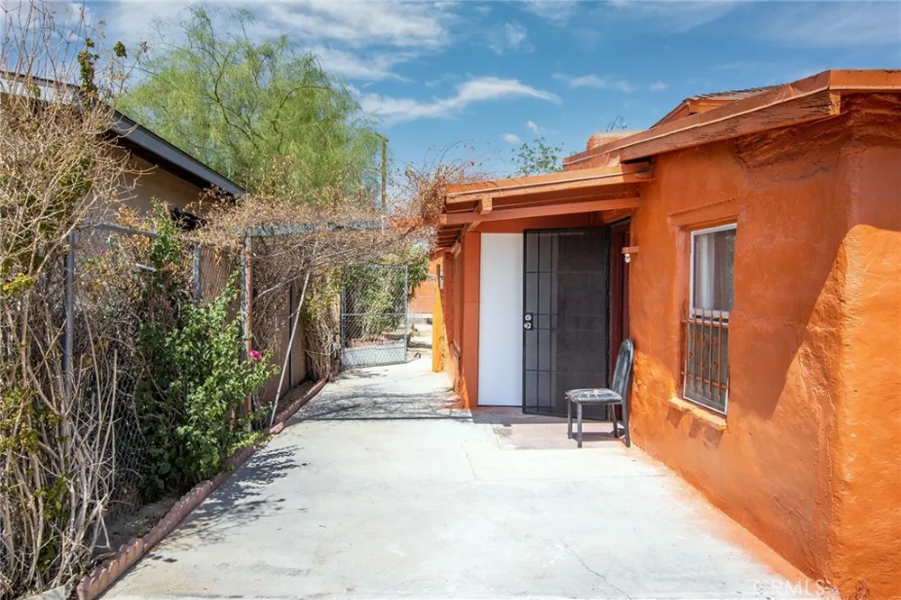 6582 Manzanita Avenue 29 Palms, CA 92277