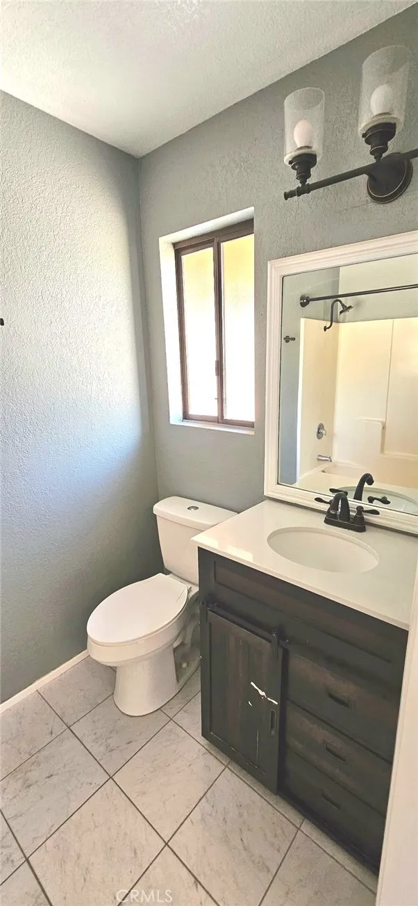 6142 Mariposa Avenue 29 Palms, CA 92277