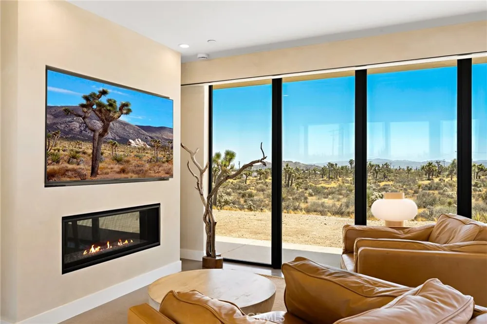 3631 Lucerne Vista Yucca Valley, CA 92284