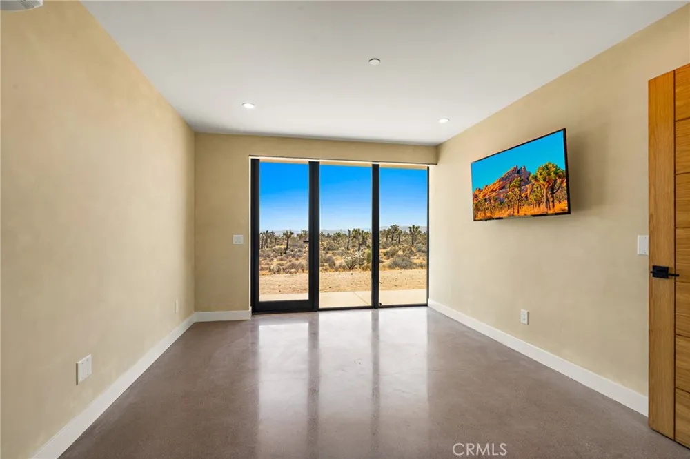 3631 Lucerne Vista Yucca Valley, CA 92284