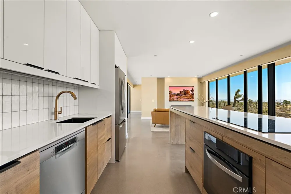 3631 Lucerne Vista Yucca Valley, CA 92284