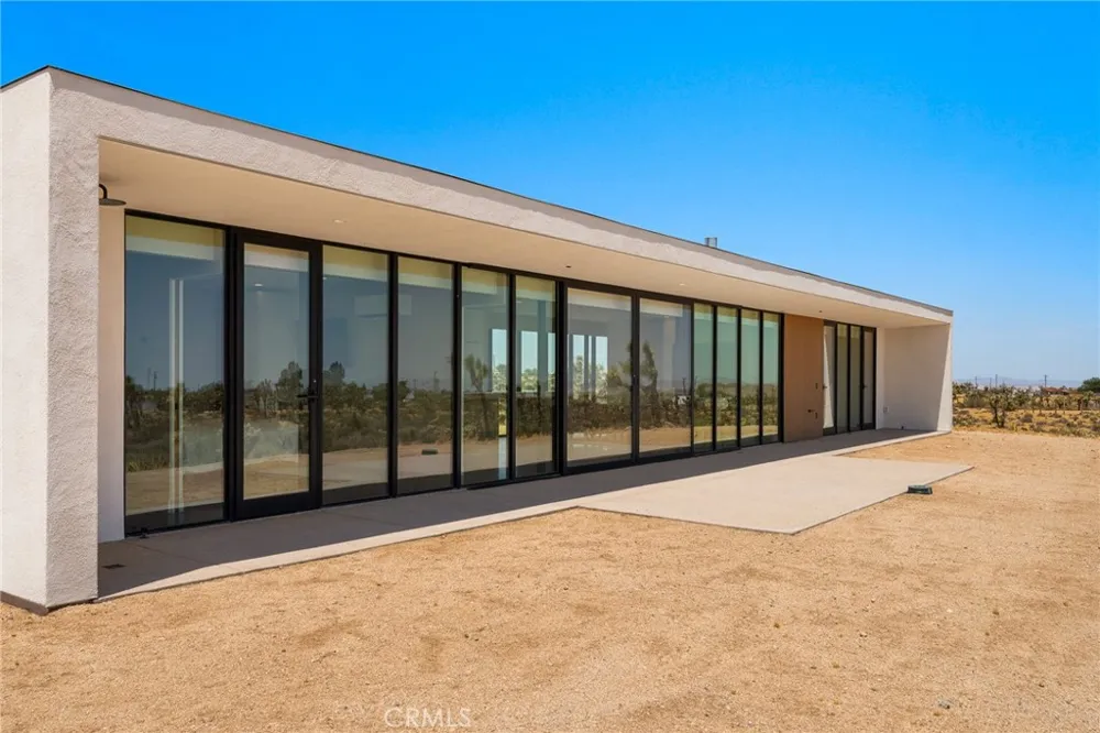 3631 Lucerne Vista Yucca Valley, CA 92284