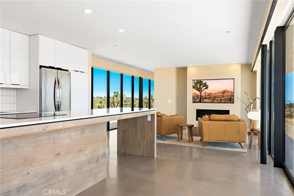 3631 Lucerne Vista Yucca Valley, CA 92284