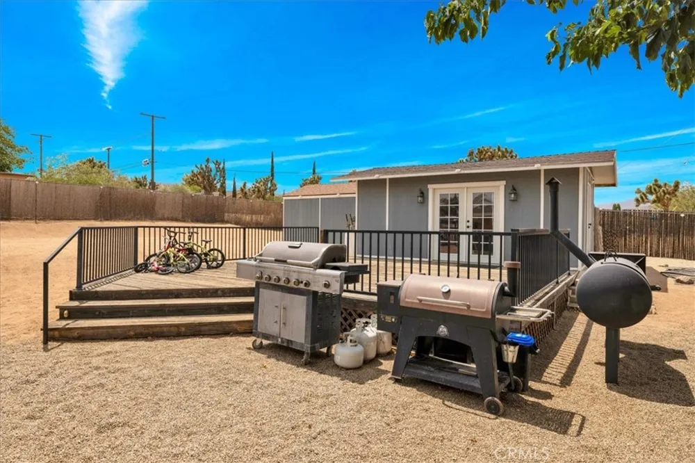 7562 Acoma Trail Yucca Valley, CA 92284