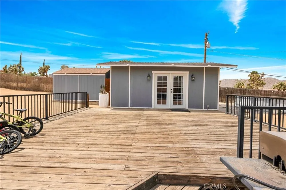 7562 Acoma Trail Yucca Valley, CA 92284