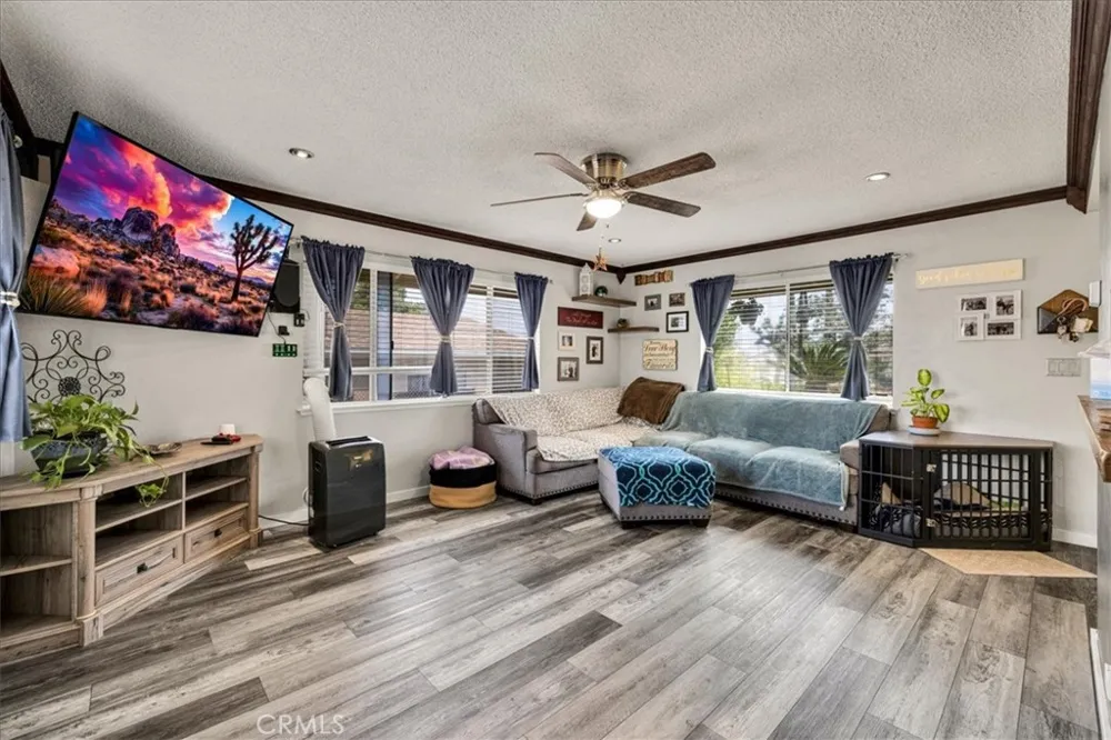 7562 Acoma Trail Yucca Valley, CA 92284