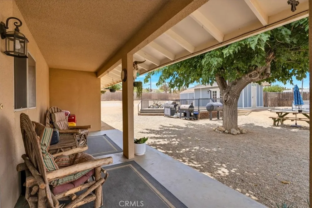 7562 Acoma Trail Yucca Valley, CA 92284