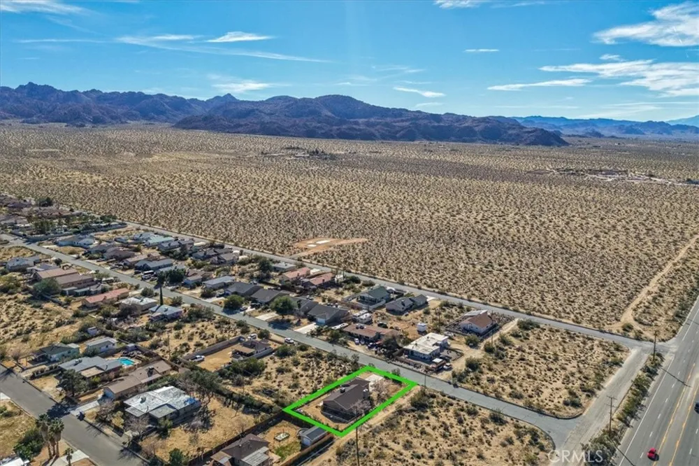 6543 Ivanpah 29 Palms, CA 92277