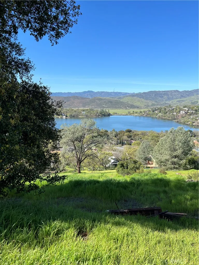 17282 Greenridge Road Hidden Valley Lake, CA 95467