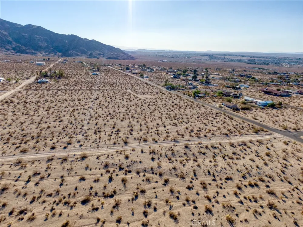 74835 Morning Dr 29 Palms, CA 92277