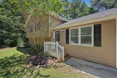 558 Peeples Valley Road NE