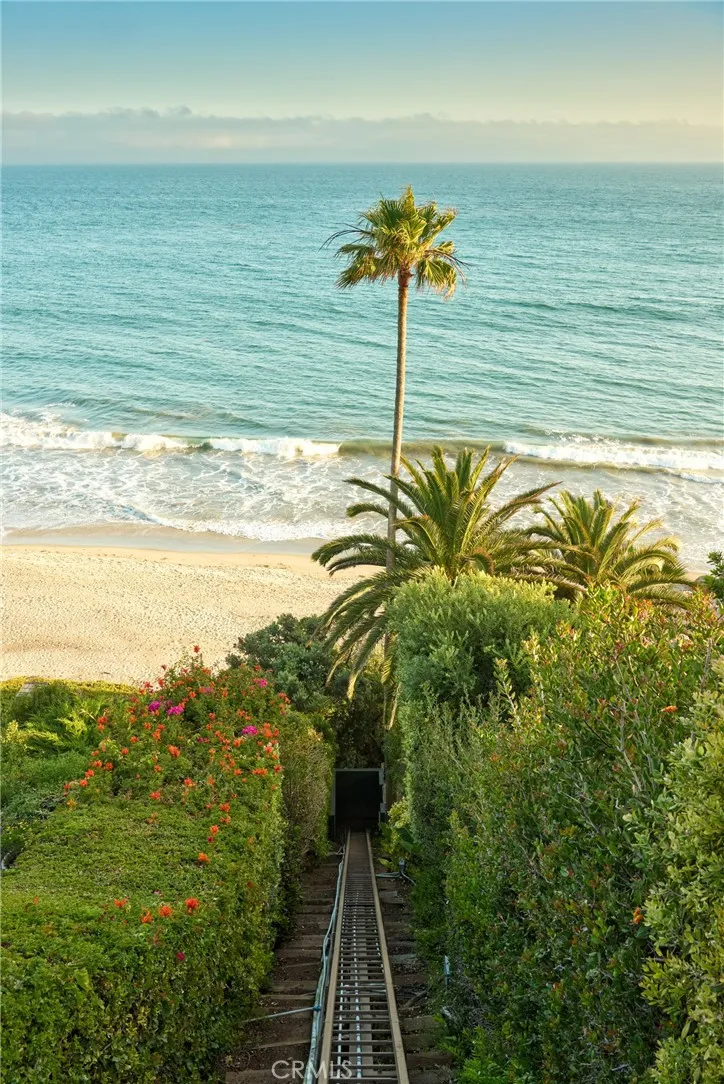 33360 Pacific Coast Highway Malibu, CA 90265