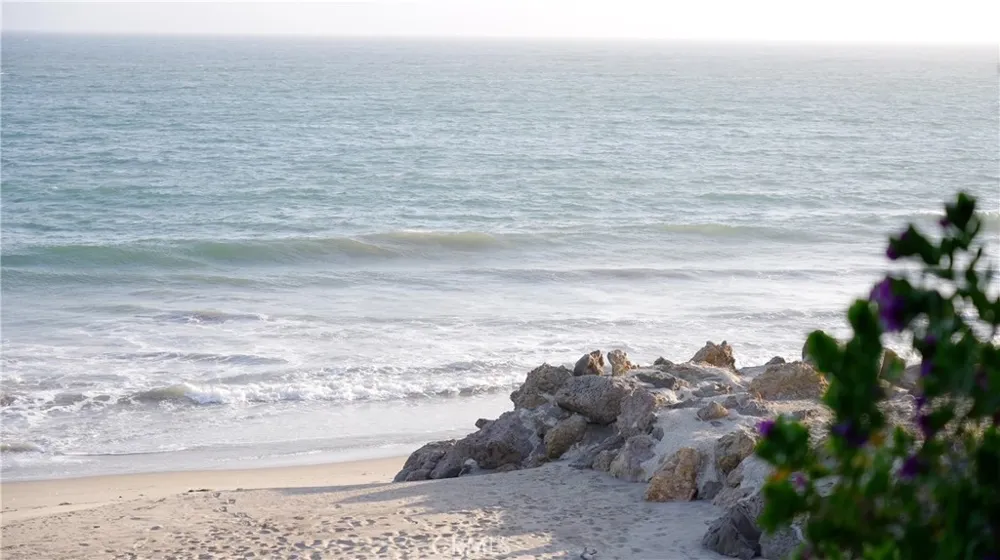 33360 Pacific Coast Highway Malibu, CA 90265