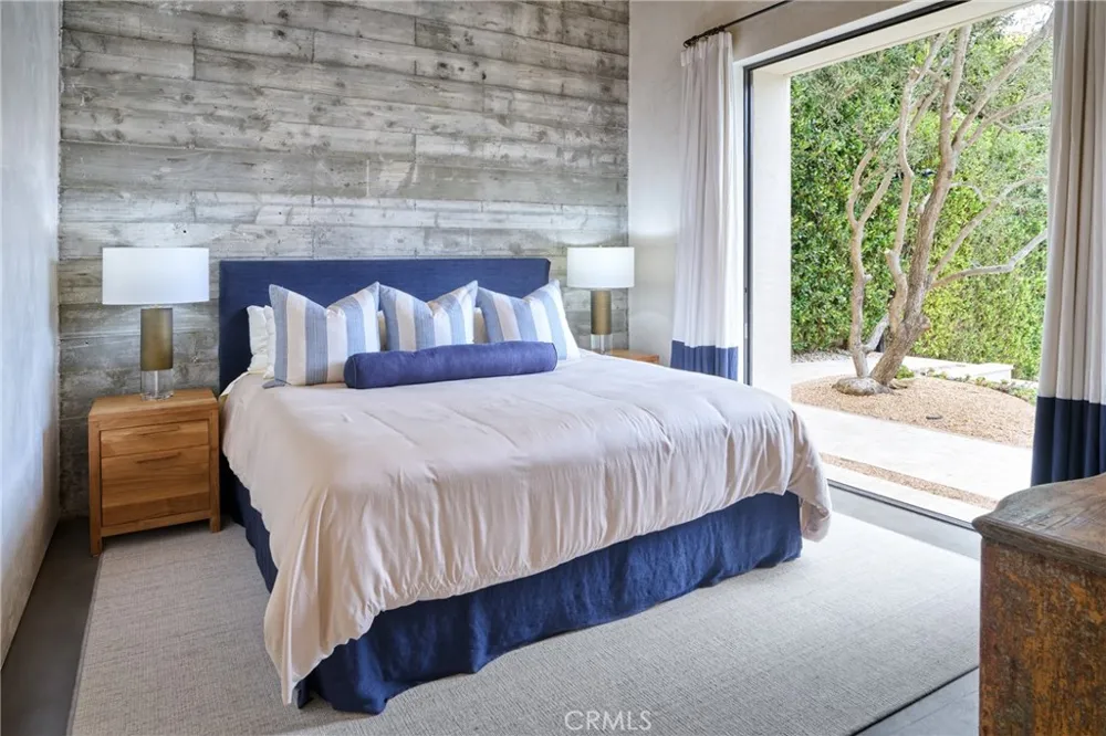 33360 Pacific Coast Highway Malibu, CA 90265