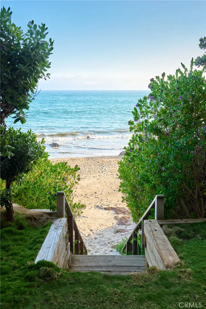 33360 Pacific Coast Highway Malibu, CA 90265