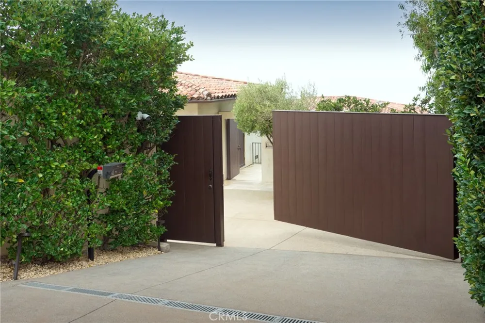 33360 Pacific Coast Highway Malibu, CA 90265