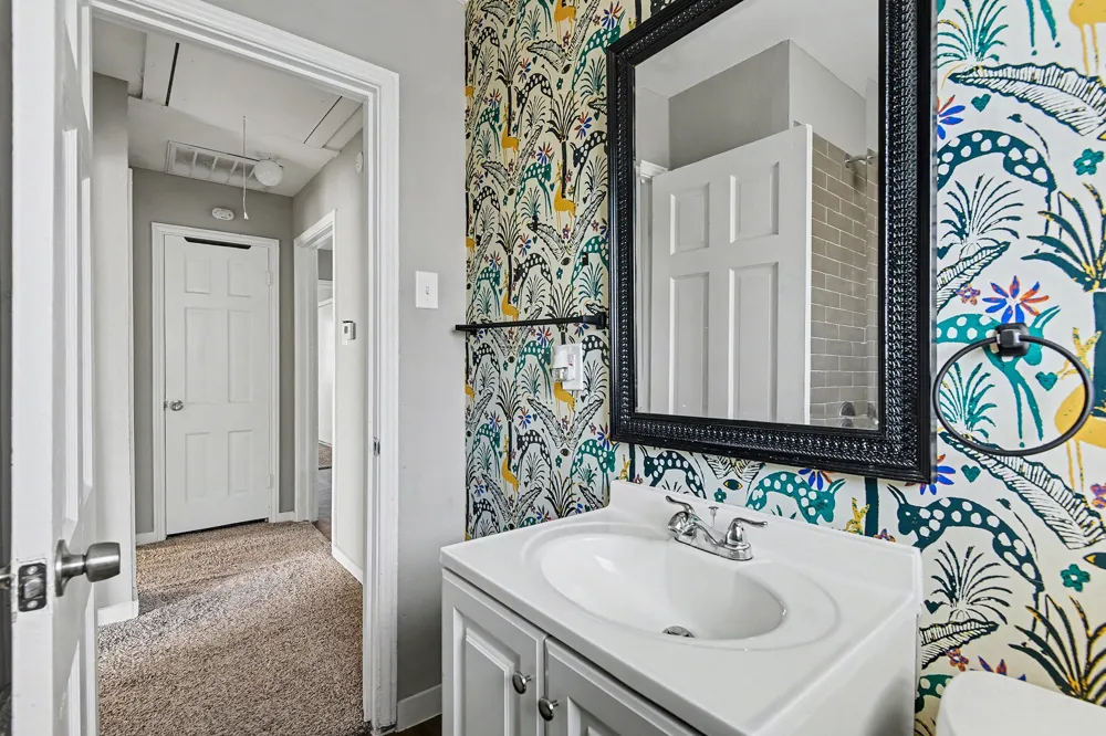 5129 Penrod Court River Oaks, TX 76114