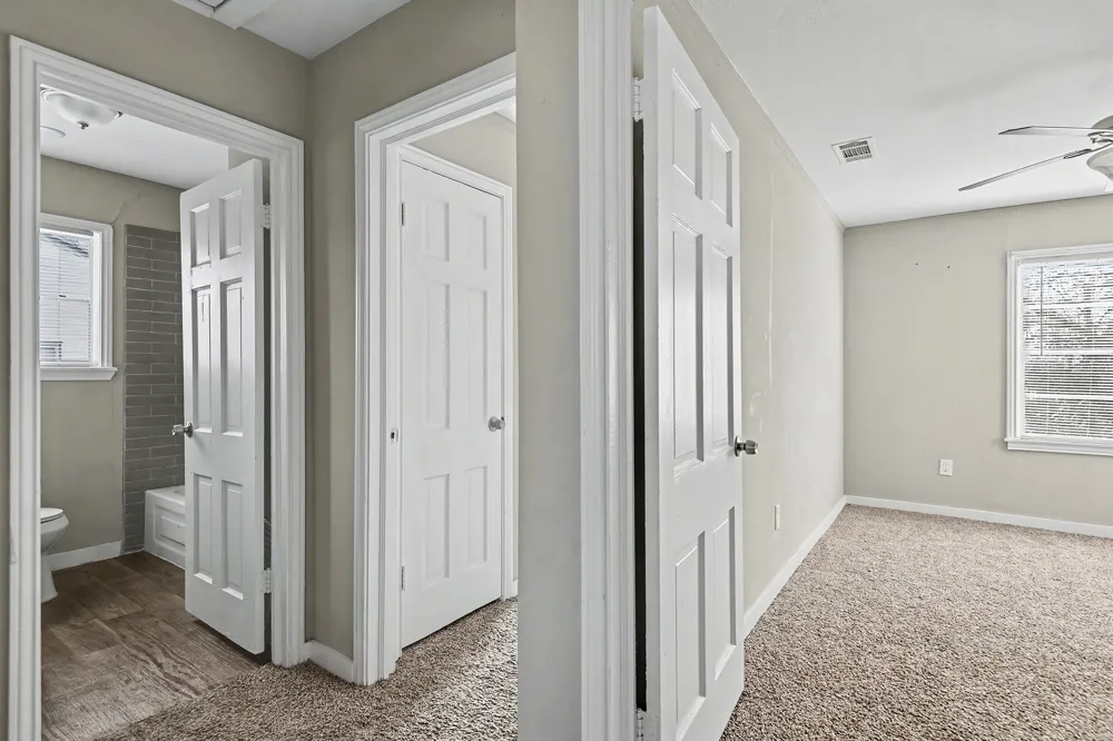 5129 Penrod Court River Oaks, TX 76114