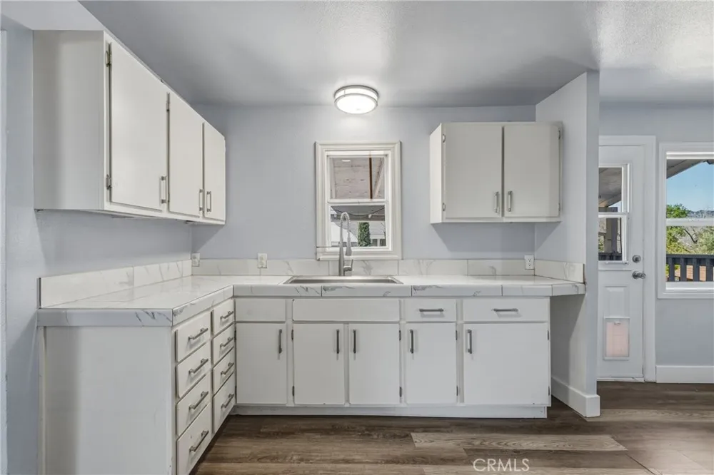 4629 Hill Road Lakeport, CA 95453