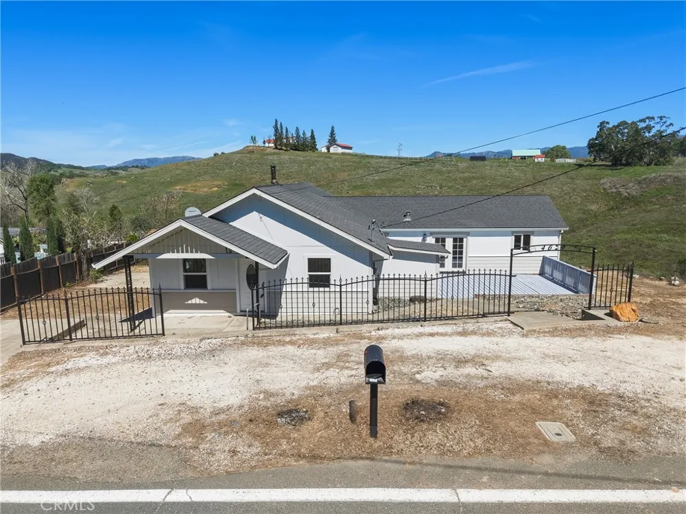 4629 Hill Road Lakeport, CA 95453
