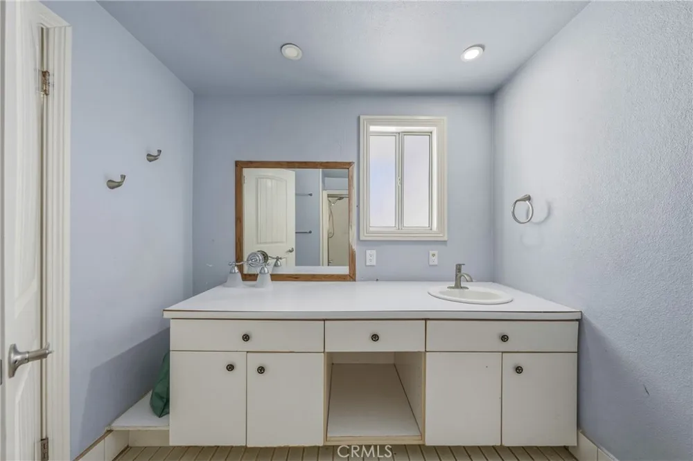 4629 Hill Road Lakeport, CA 95453