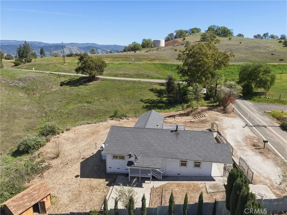 4629 Hill Road Lakeport, CA 95453