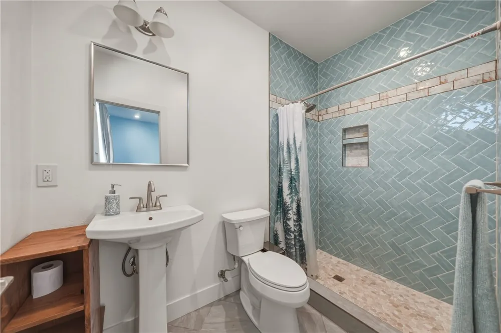 1750 Quail Ridge Road Lakeport, CA 95453