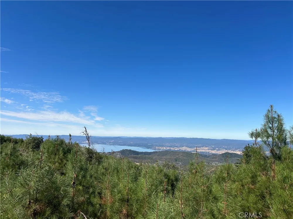 7396 15th Lucerne, CA 95458