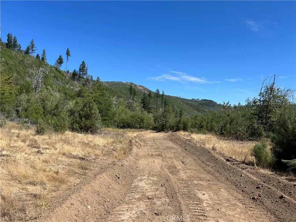 7396 15th Lucerne, CA 95458