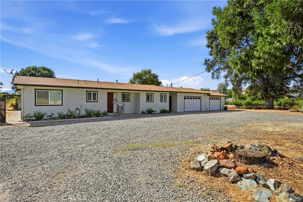 2875 Old Highway 53 Clearlake, CA 95422