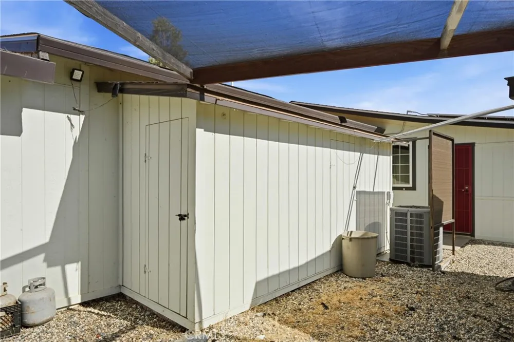 2875 Old Highway 53 Clearlake, CA 95422