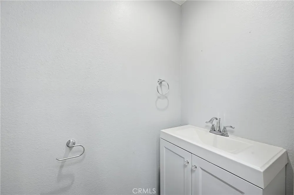 2875 Old Highway 53 Clearlake, CA 95422
