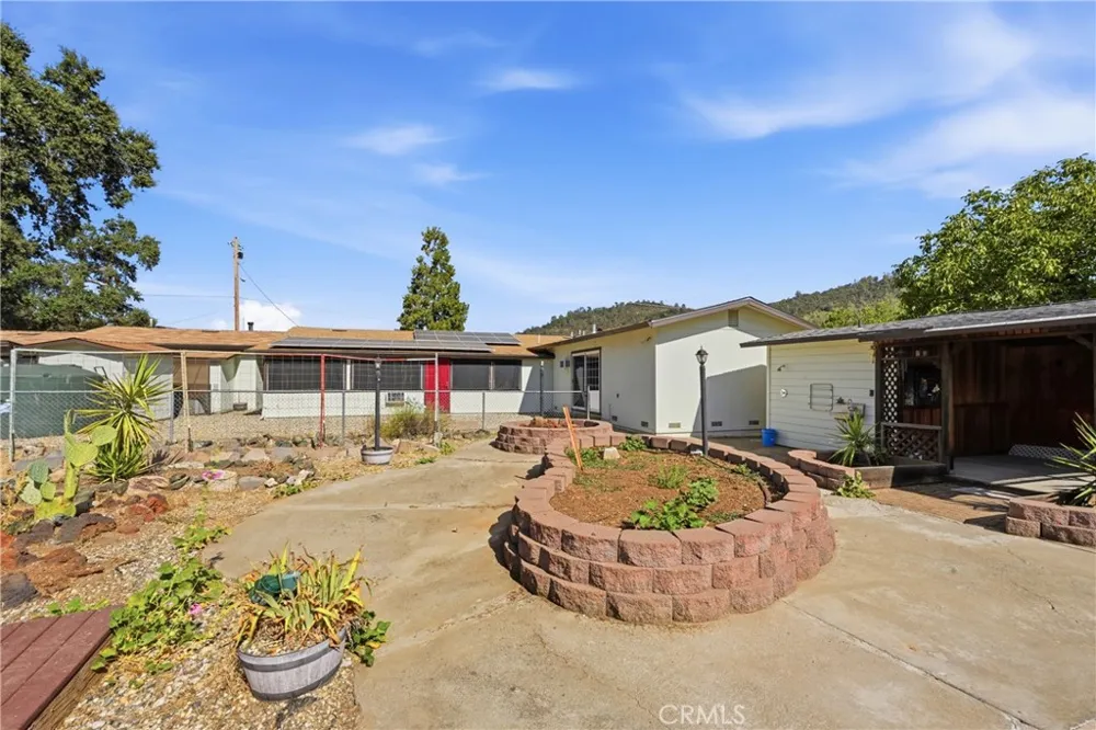 2875 Old Highway 53 Clearlake, CA 95422