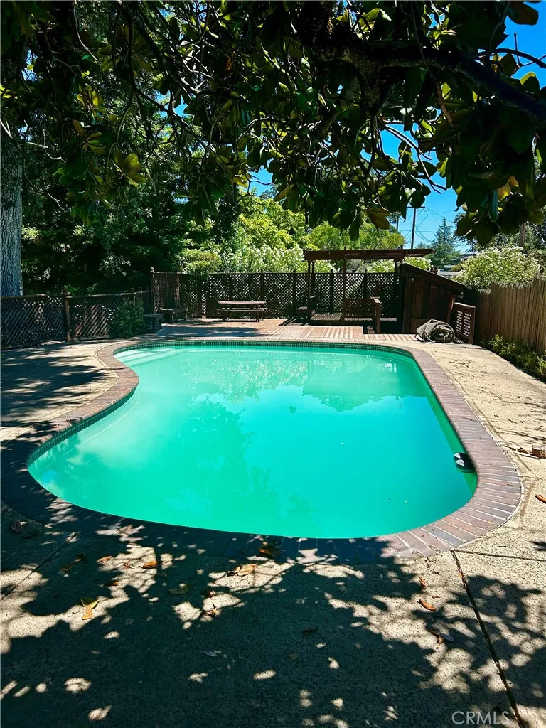 325 Tunis Lakeport, CA 95453