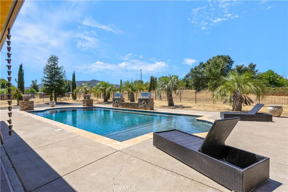 3345 Ackley Road Lakeport, CA 95453
