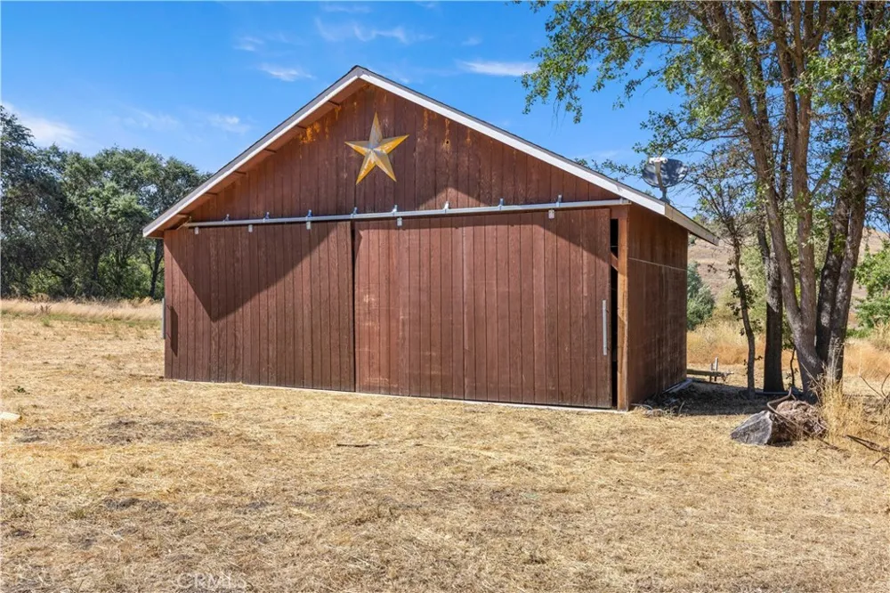 3345 Ackley Road Lakeport, CA 95453